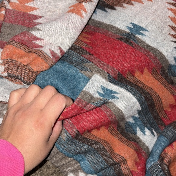 Aztec coat - Picture 2 of 2